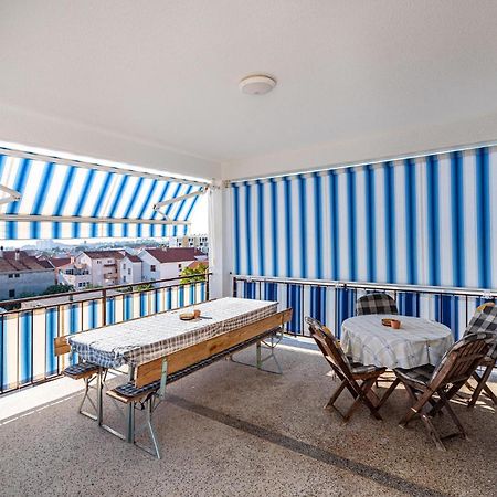 2 Bedroom Cozy Apartment In Zadar Eksteriør bilde