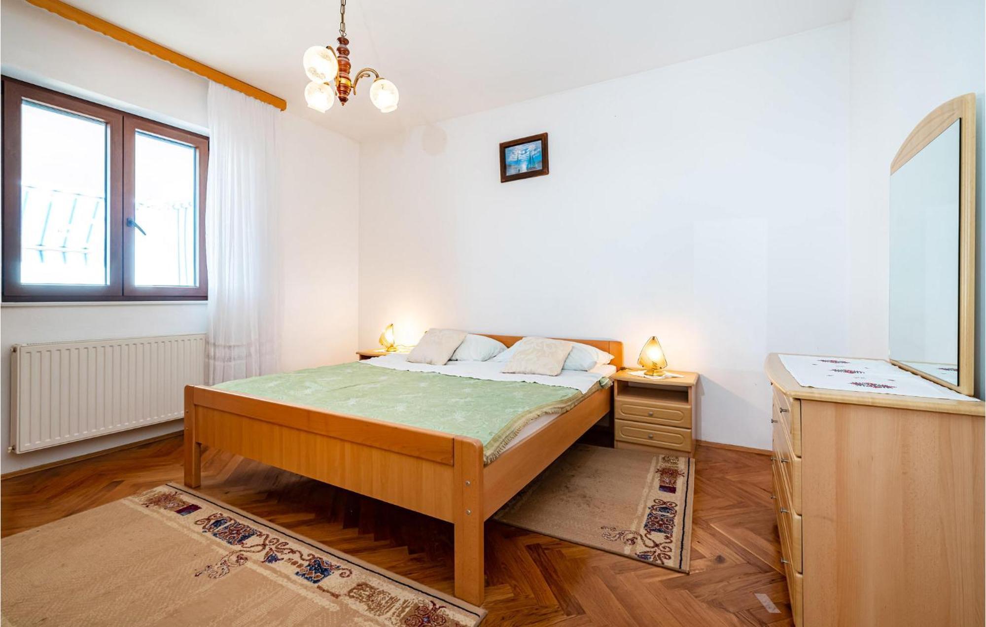 2 Bedroom Cozy Apartment In Zadar Eksteriør bilde